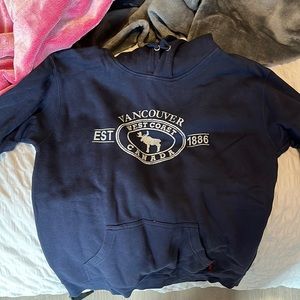 huge comfy hoodie! navy w white writing